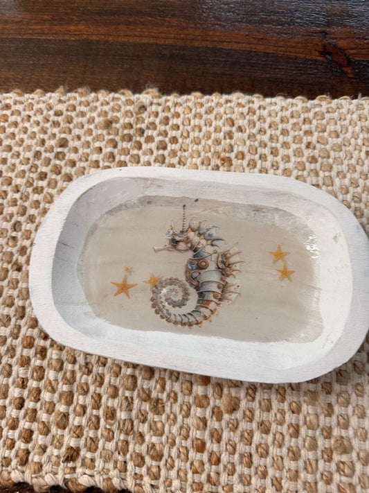 Distressed White Farmhouse Seahorse Resin Bowl – Coastal Handcrafted Décor